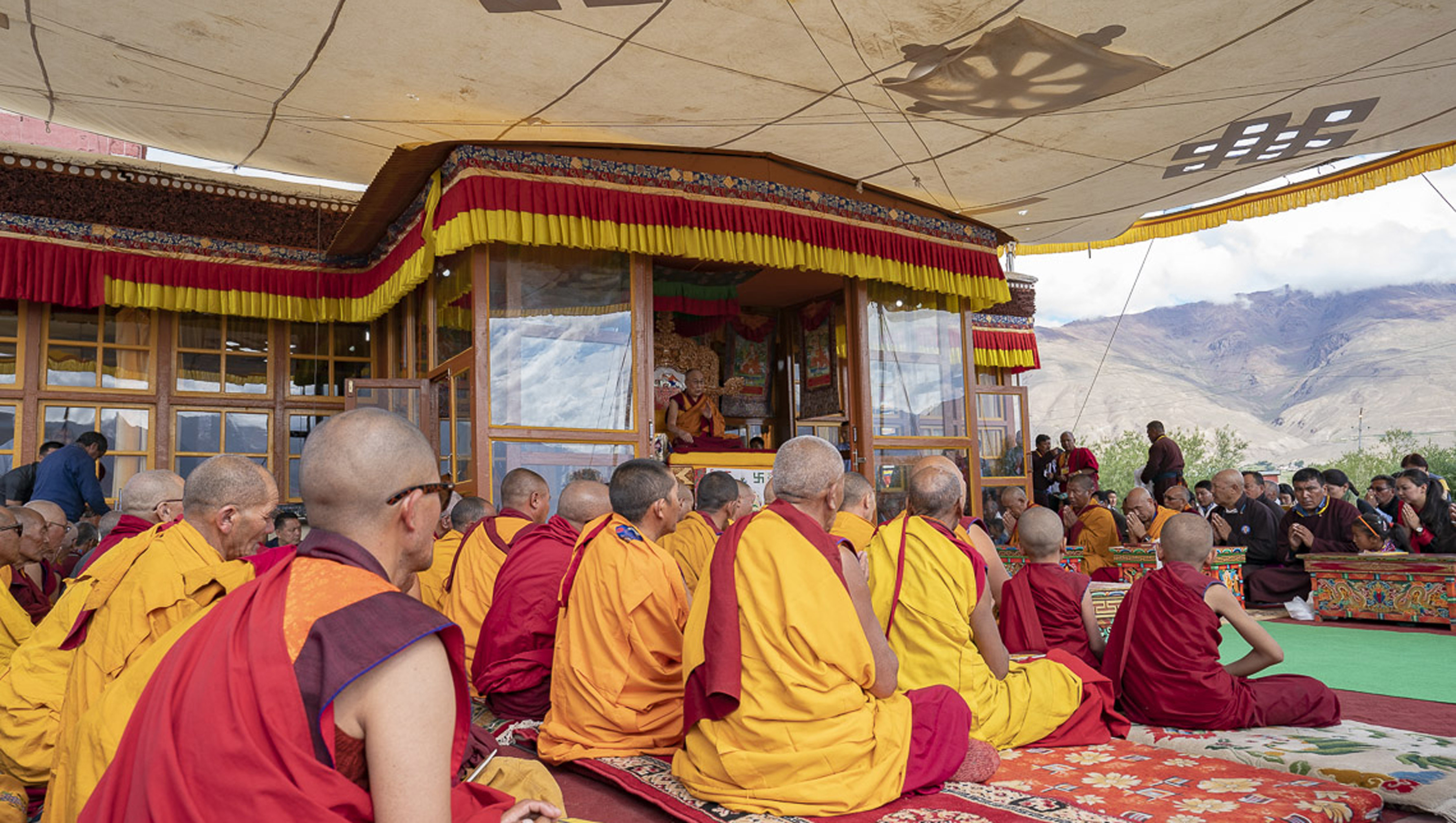 Une vue du pavillon pendant l'enseignement de Sa Sainteté le Dalaï-Lama à Padum, Zanskar, Inde, le 22 juillet 2018. Photo de Tenzin Choejor.