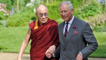 Félicitations au roi Charles III