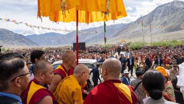 Le peuple du Zanskar fait des offrandes de prières pour la longue vie de Sa Sainteté le Dalaï-Lama