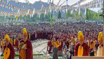 Des prières ont été récitées au Ladakh pour les victimes des inondations dévastatrices au Népal et au Tibet, ainsi que pour la longue vie de Sa Sainteté le Dalaï-Lama