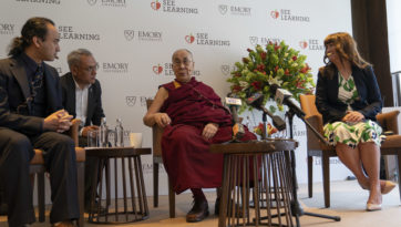 Conférence de presse pour le lancement mondial de SEE Learning