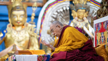 Début de la transmission de l’Essence de la voie du milieu de Bhavavivéka