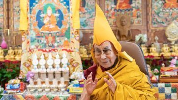 Les Trois principaux aspects de la voie et les Étapes concises de la voie vers l'éveil de Tsongkhapa